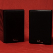 shelf-speaker-041-two-front